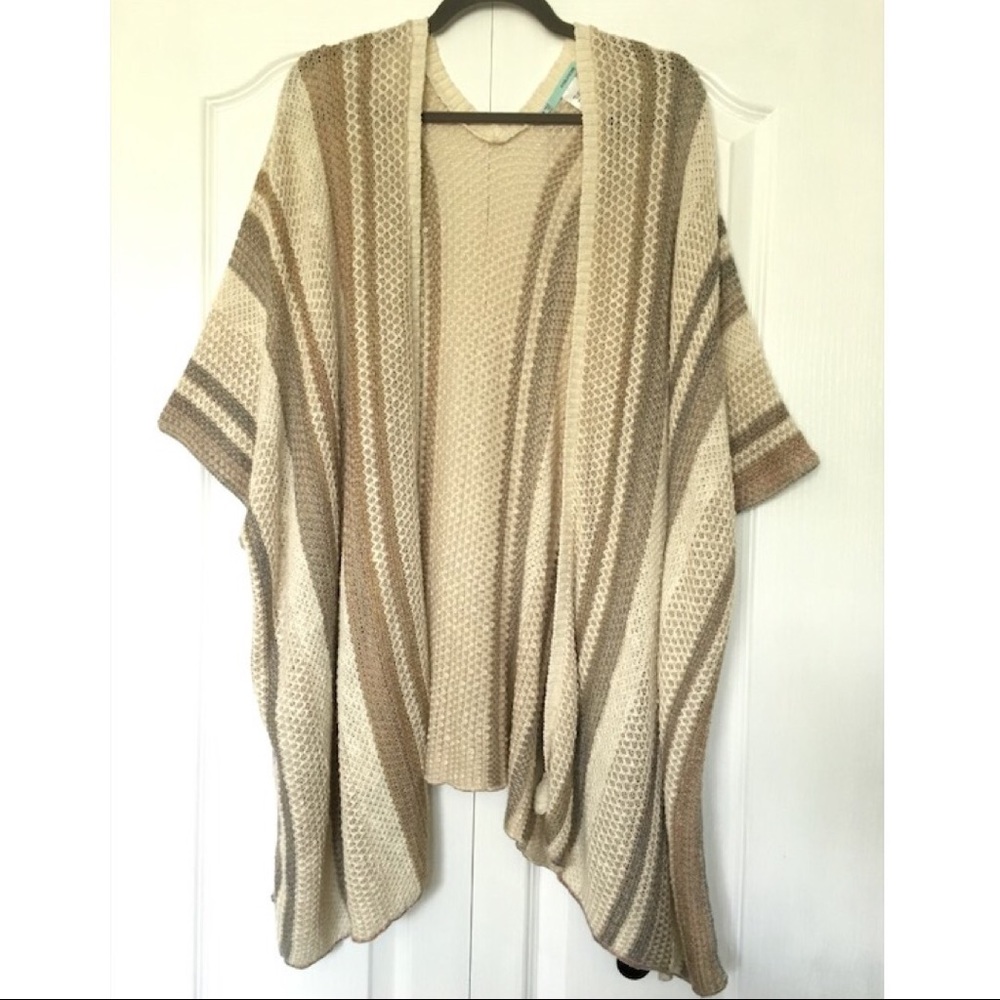 Maurice’s Knitted Neutral Kimono/Poncho/Shawl